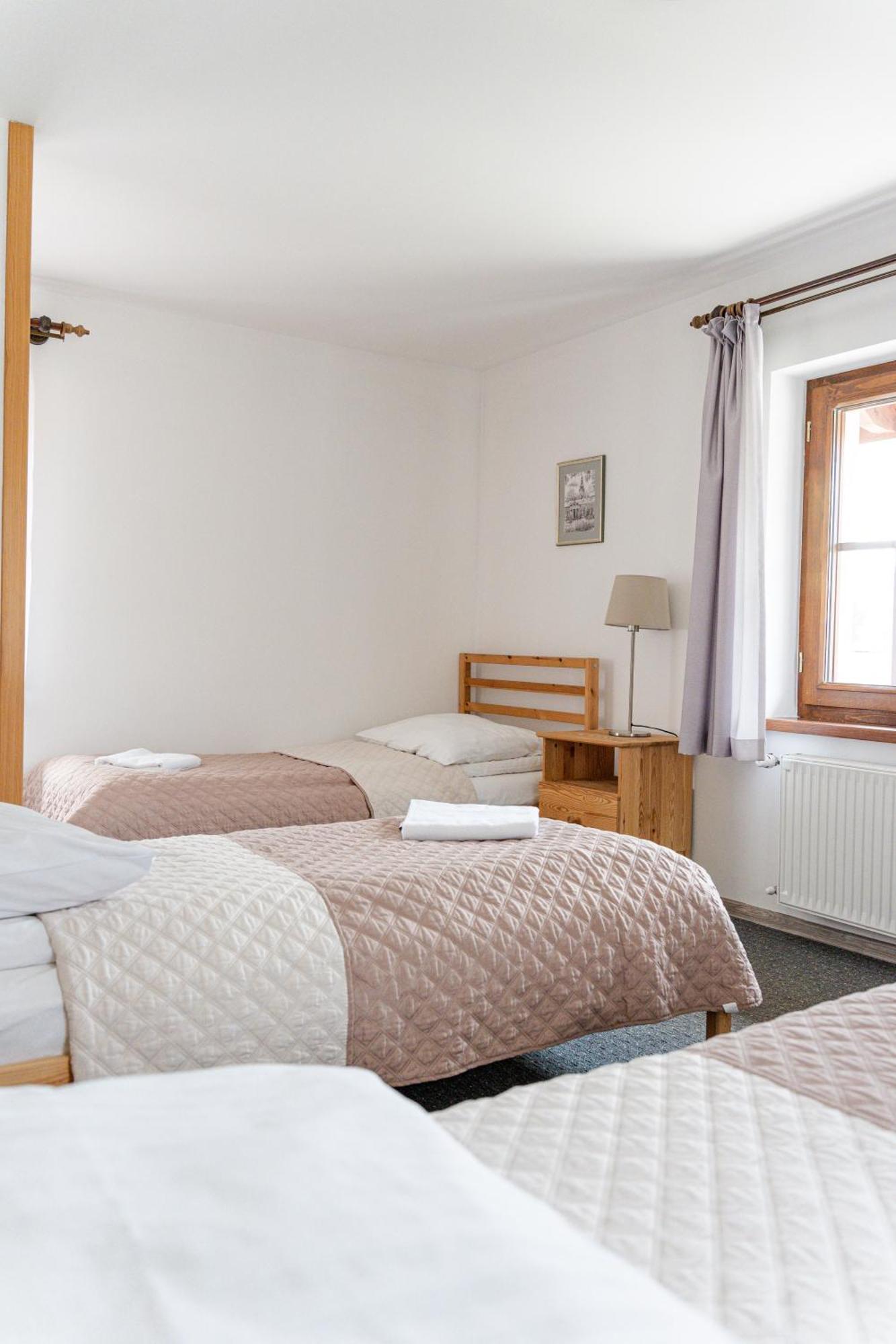 Stanica Hucul Otel Sułkowice Dış mekan fotoğraf